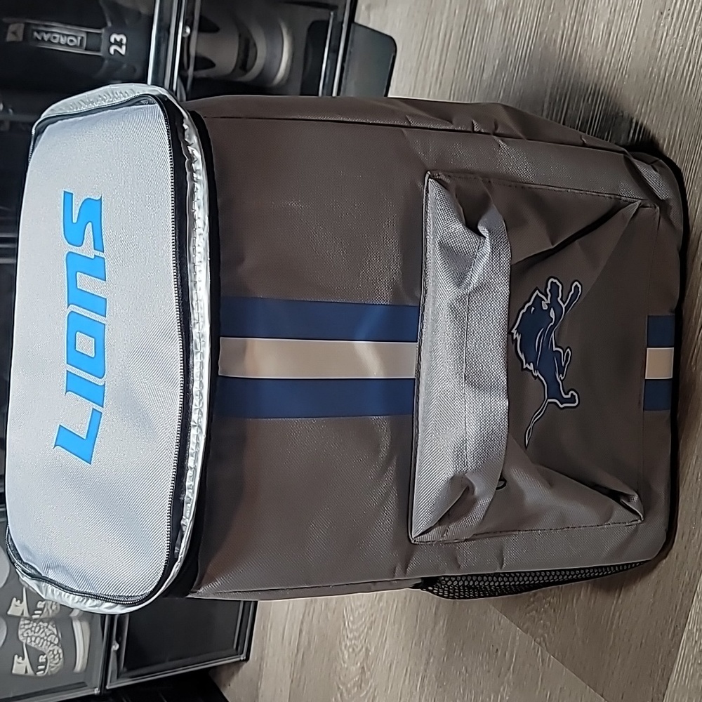 Detroit Lions Cooler Backpack NEW